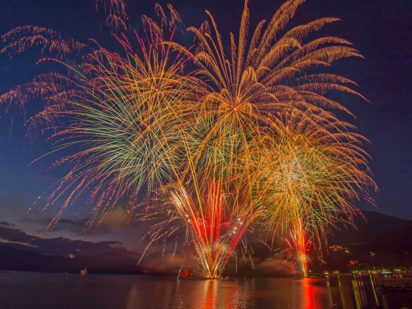 箱根芦ノ湖2019年新春の花火！お祭り！2019年1月1日（火）～2月28日（木）