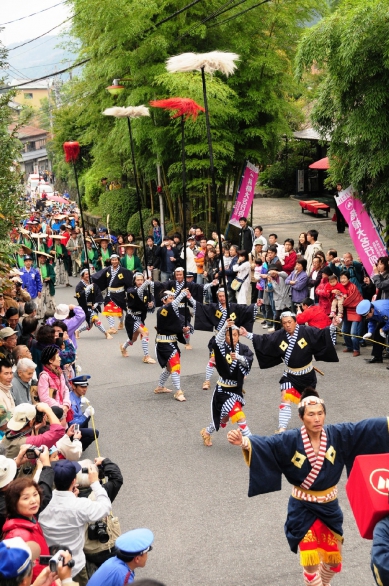 間もなく！　11月3日★箱根大名行列★2015年スペシャルゲストは元横綱若乃花・花田　虎上さん！